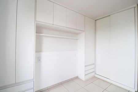Apartamento para alugar com 76m², 2 quartos e sem vagaQuarto 2