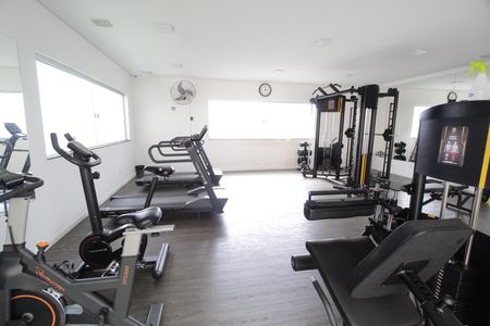 Apartamento para alugar com 76m², 2 quartos e sem vagaÁrea comum - Academia
