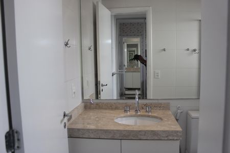 Apartamento para alugar com 116m², 2 quartos e 2 vagasBanheiro da Suíte 1