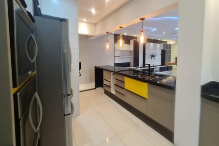 Apartamento para alugar com 116m², 2 quartos e 2 vagasCozinha