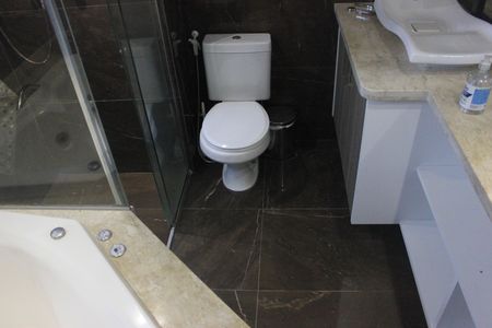 Apartamento para alugar com 116m², 2 quartos e 2 vagasBanheiro da Suíte 2