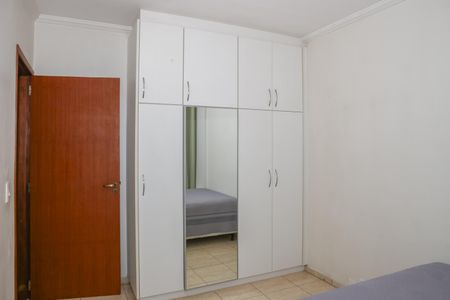 Quarto 1 de apartamento para alugar com 2 quartos, 70m² em Bom Retiro, São Paulo