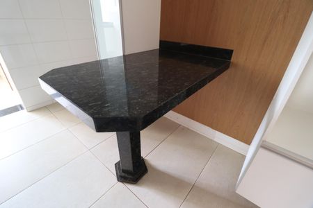 Apartamento para alugar com 89m², 2 quartos e 2 vagasCozinha