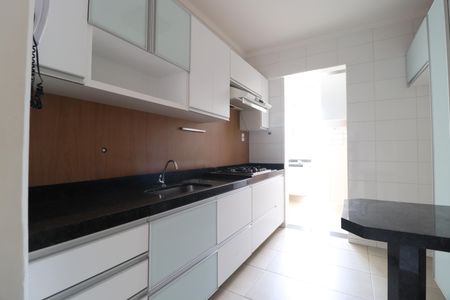 Apartamento para alugar com 89m², 2 quartos e 2 vagasCozinha