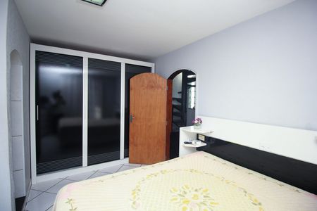Casa para alugar com 207m², 3 quartos e 3 vagas Casa para alugar com 207m², 3 quartos e 3 vagasSuíte