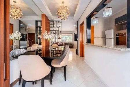 Casa à venda com 3 quartos, 150m² em Jardim Itu, Porto Alegre