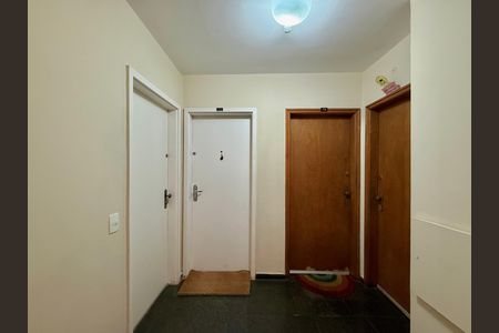 Hall Apartamento de apartamento à venda com 2 quartos, 80m² em Brooklin, São Paulo