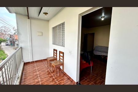 Casa para alugar com 90m², 2 quartos e 1 vaga Casa para alugar com 90m², 2 quartos e 1 vagaSacada do Quarto
