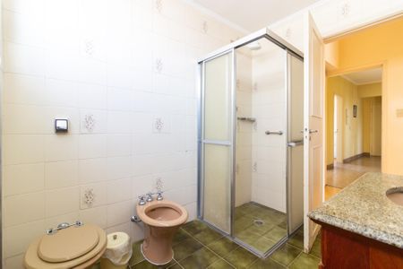 Apartamento à venda com 147m², 3 quartos e 1 vagaBanheiro da Suíte
