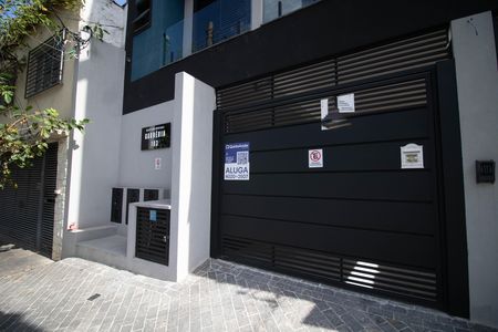Apartamento para alugar com 48m², 2 quartos e 1 vaga Apartamento para alugar com 48m², 2 quartos e 1 vagaFACHADA
