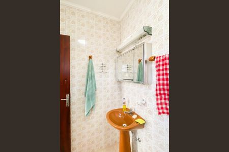 Casa para alugar com 120m², 2 quartos e 3 vagas Casa para alugar com 120m², 2 quartos e 3 vagasBanheiro