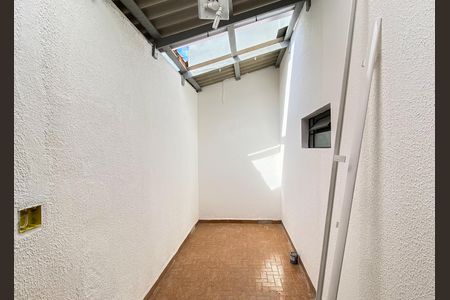 Casa para alugar com 120m², 2 quartos e 3 vagas Casa para alugar com 120m², 2 quartos e 3 vagasÁrea de Serviço