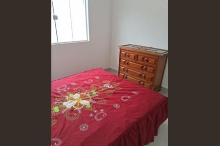 Casa para alugar com 52m², 2 quartos e 1 vaga Casa para alugar com 52m², 2 quartos e 1 vagaQuarto