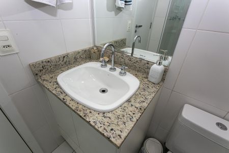 Apartamento à venda com 85m², 3 quartos e 2 vagas Apartamento à venda com 85m², 3 quartos e 2 vagasBanheiro