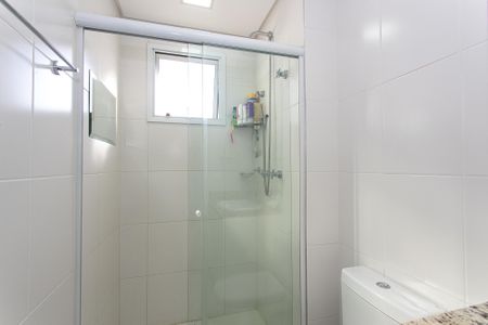 Apartamento à venda com 85m², 3 quartos e 2 vagas Apartamento à venda com 85m², 3 quartos e 2 vagasBanheiro da Suíte