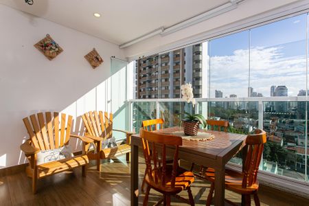 Apartamento à venda com 85m², 3 quartos e 2 vagas Apartamento à venda com 85m², 3 quartos e 2 vagasVaranda gourmet