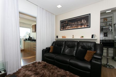 Apartamento à venda com 85m², 3 quartos e 2 vagas Apartamento à venda com 85m², 3 quartos e 2 vagasSala