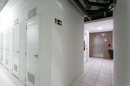 Apartamento à venda com 85m², 3 quartos e 2 vagas Apartamento à venda com 85m², 3 quartos e 2 vagasDepósito
