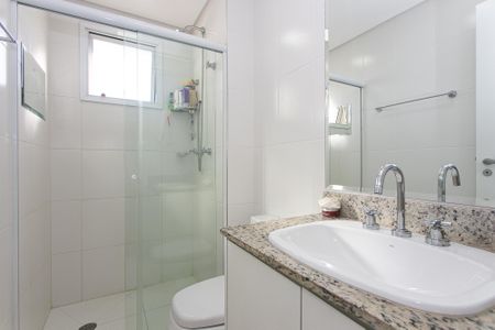 Apartamento à venda com 85m², 3 quartos e 2 vagas Apartamento à venda com 85m², 3 quartos e 2 vagasBanheiro da Suíte