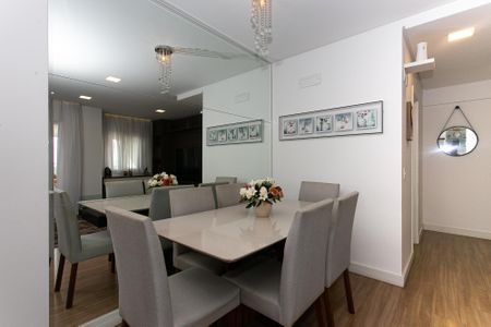 Apartamento à venda com 85m², 3 quartos e 2 vagas Apartamento à venda com 85m², 3 quartos e 2 vagasSala