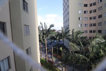 Vista Sala de apartamento para alugar com 3 quartos, 69m² em Parque Marajoara, Santo André