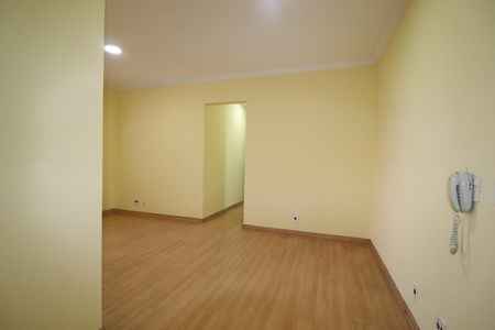 Sala de apartamento para alugar com 3 quartos, 69m² em Parque Marajoara, Santo André