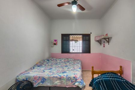 Casa para alugar com 67m², 2 quartos e 2 vagasQuarto 1