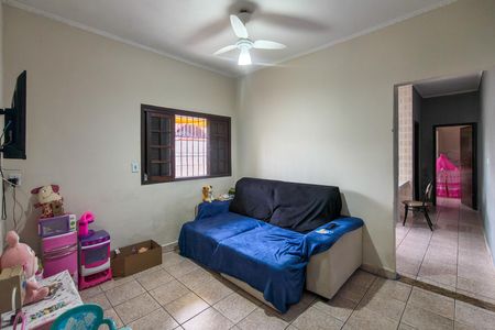 Casa para alugar com 67m², 2 quartos e 2 vagasSala