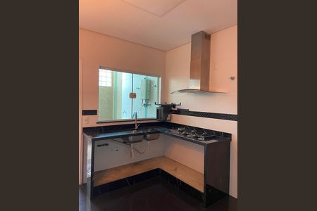 Casa para alugar com 130m², 3 quartos e 2 vagas Casa para alugar com 130m², 3 quartos e 2 vagasCozinha