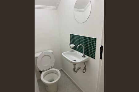 Casa para alugar com 130m², 3 quartos e 2 vagas Casa para alugar com 130m², 3 quartos e 2 vagasLavabo