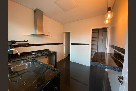 Casa para alugar com 130m², 3 quartos e 2 vagas Casa para alugar com 130m², 3 quartos e 2 vagasCozinha