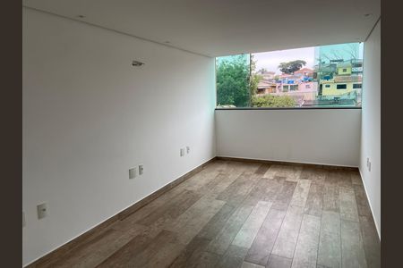 Casa para alugar com 130m², 3 quartos e 2 vagas Casa para alugar com 130m², 3 quartos e 2 vagasSala 2