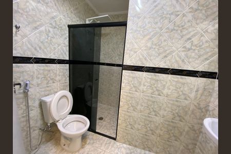 Casa para alugar com 130m², 3 quartos e 2 vagas Casa para alugar com 130m², 3 quartos e 2 vagasBanheiro