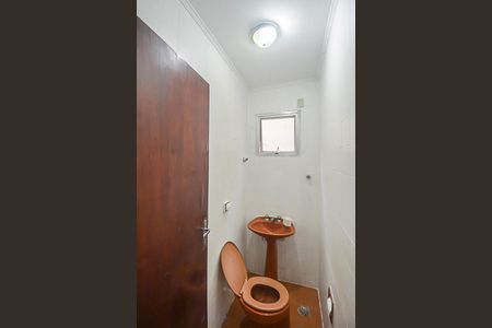 Casa à venda com 116m², 2 quartos e 2 vagas Casa à venda com 116m², 2 quartos e 2 vagasLavabo