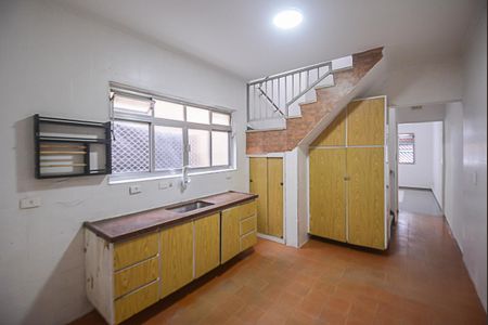 Casa à venda com 116m², 2 quartos e 2 vagas Casa à venda com 116m², 2 quartos e 2 vagasCozinha