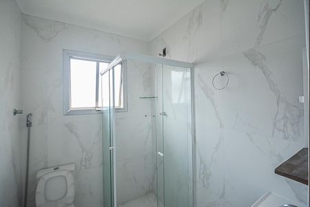 Casa à venda com 116m², 2 quartos e 2 vagas Casa à venda com 116m², 2 quartos e 2 vagasBanheiro