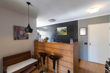 Apartamento à venda com 54m², 2 quartos e 1 vagaSalas