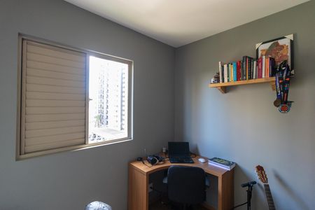 Apartamento à venda com 54m², 2 quartos e 1 vagaQuarto 02