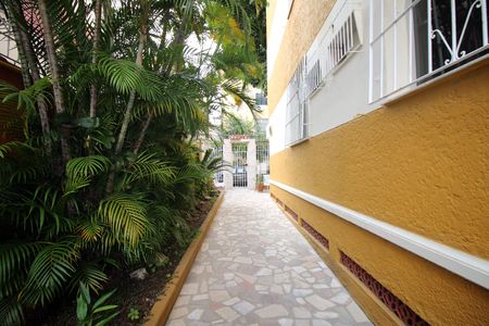 Apartamento à venda com 84m², 2 quartos e 1 vagaÁrea comum