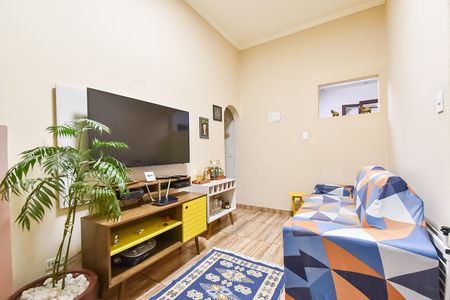 Casa à venda com 100m², 3 quartos e sem vaga Casa à venda com 100m², 3 quartos e sem vagaSala