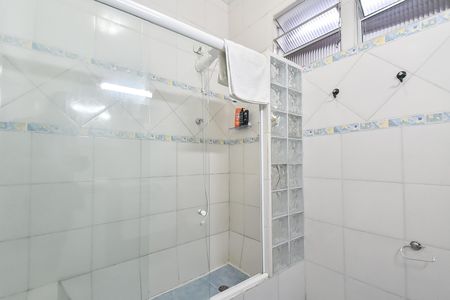 Casa à venda com 100m², 3 quartos e sem vaga Casa à venda com 100m², 3 quartos e sem vagaBanheiro social