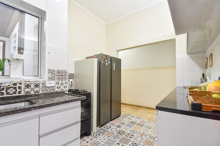 Casa à venda com 100m², 3 quartos e sem vaga Casa à venda com 100m², 3 quartos e sem vagaCozinha
