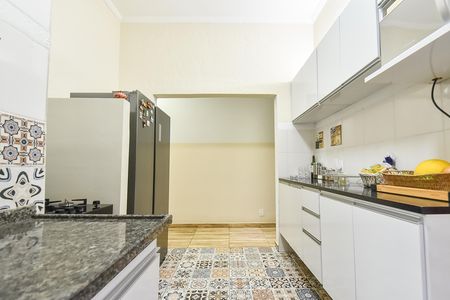 Casa à venda com 100m², 3 quartos e sem vaga Casa à venda com 100m², 3 quartos e sem vagaCozinha
