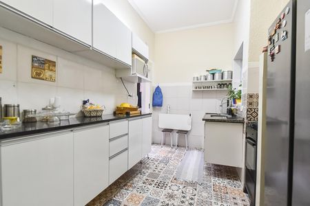 Casa à venda com 100m², 3 quartos e sem vaga Casa à venda com 100m², 3 quartos e sem vagaCozinha