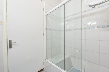 Casa à venda com 100m², 3 quartos e sem vaga Casa à venda com 100m², 3 quartos e sem vagaBanheiro social