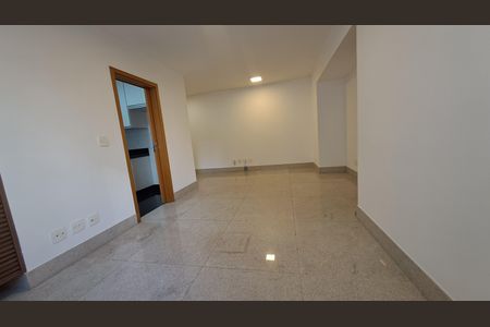Sala  de apartamento para alugar com 3 quartos, 83m² em Funcionários, Belo Horizonte
