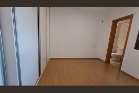 Quarto Suíte  de apartamento para alugar com 3 quartos, 83m² em Funcionários, Belo Horizonte
