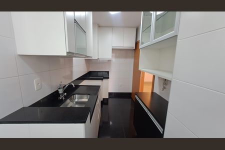 Apartamento para alugar com 83m², 3 quartos e 2 vagas Apartamento para alugar com 83m², 3 quartos e 2 vagasCozinha