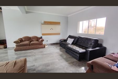 Casa para alugar com 750m², 5 quartos e 20 vagas Casa para alugar com 750m², 5 quartos e 20 vagasSala