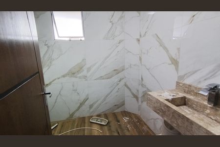 Casa para alugar com 750m², 5 quartos e 20 vagas Casa para alugar com 750m², 5 quartos e 20 vagasBanheiro 1